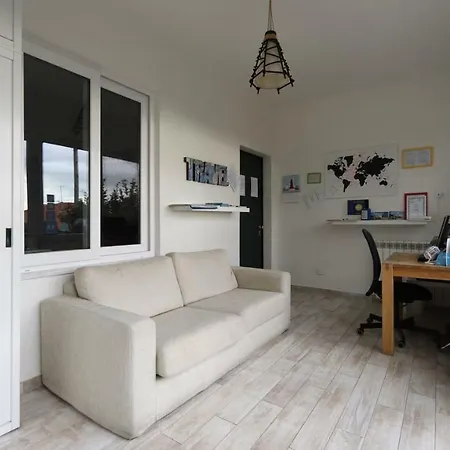Holidays' Guest house *