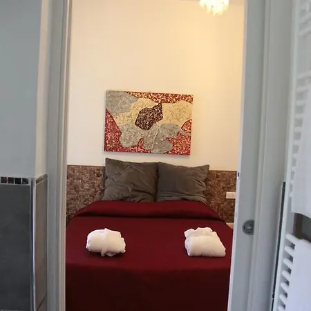 Penzion Holidays' La Spezia
