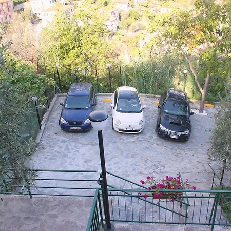 Penzion Holidays' La Spezia